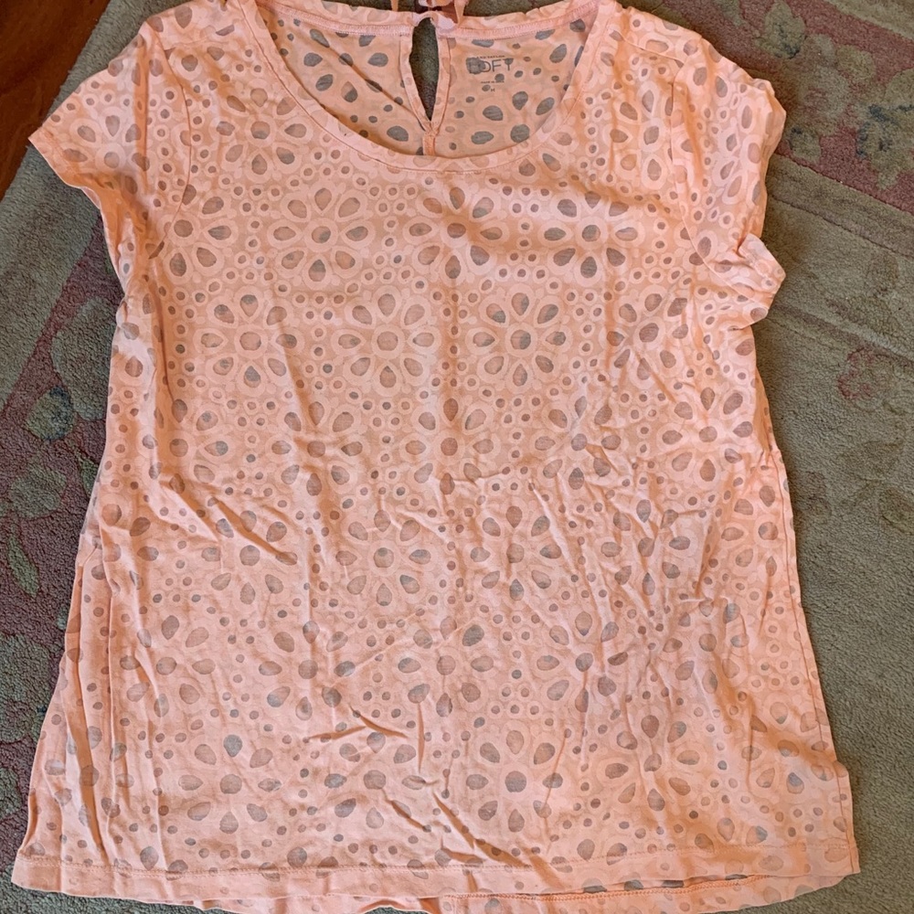 LOFT Top keyhole back NWOT